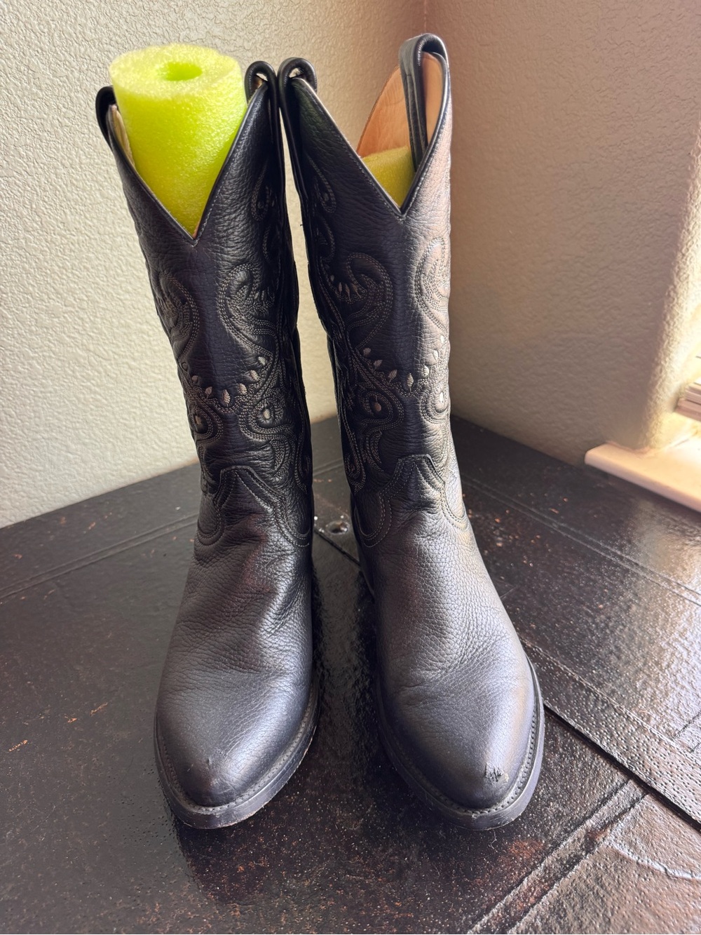 Black Leather Embroidered Western Cowboy Boots